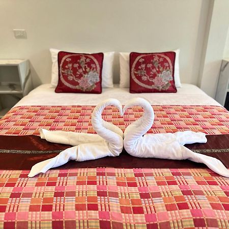 Suntalee House 호텔 Nai Yang Beach 외부 사진