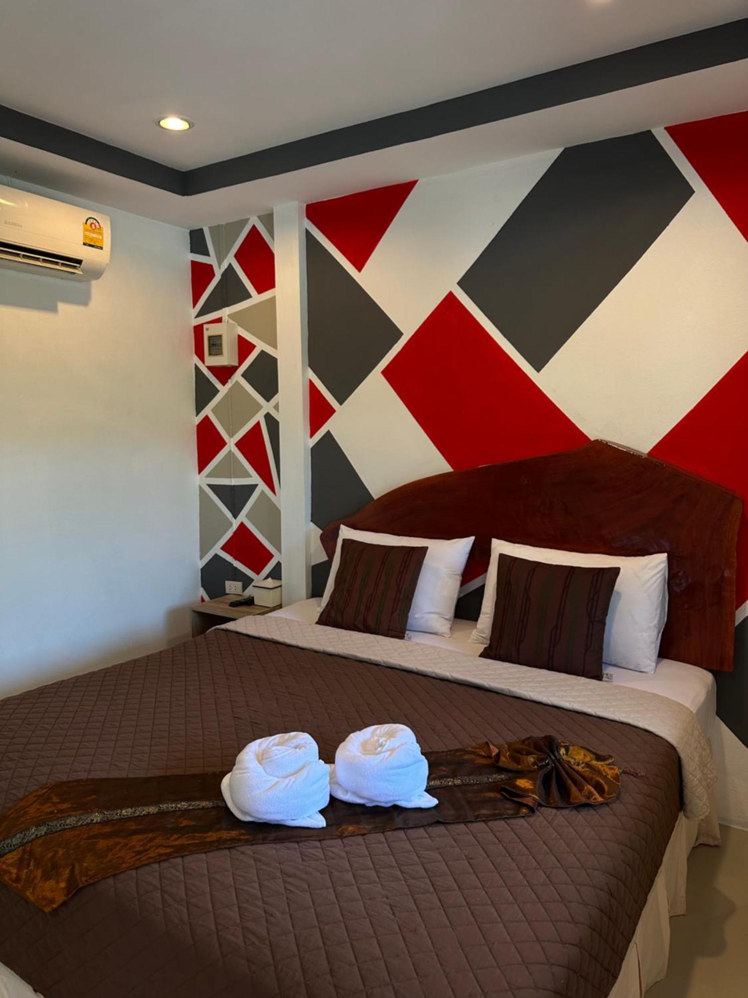 Suntalee House 호텔 Nai Yang Beach 외부 사진