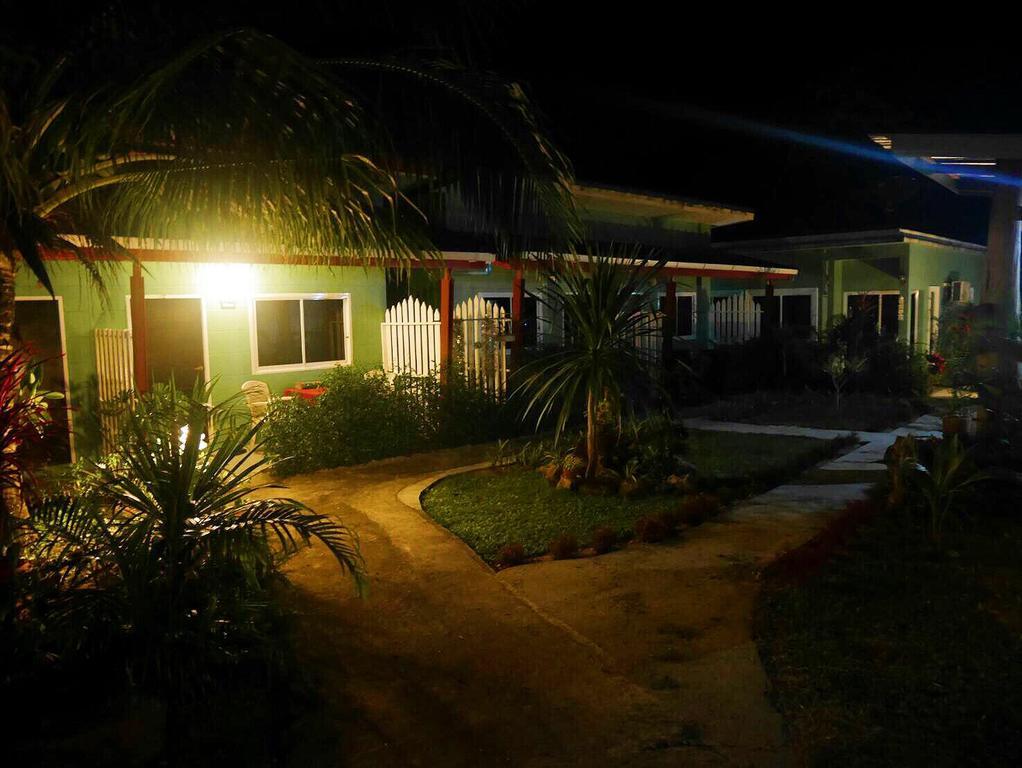 Suntalee House 호텔 Nai Yang Beach 외부 사진